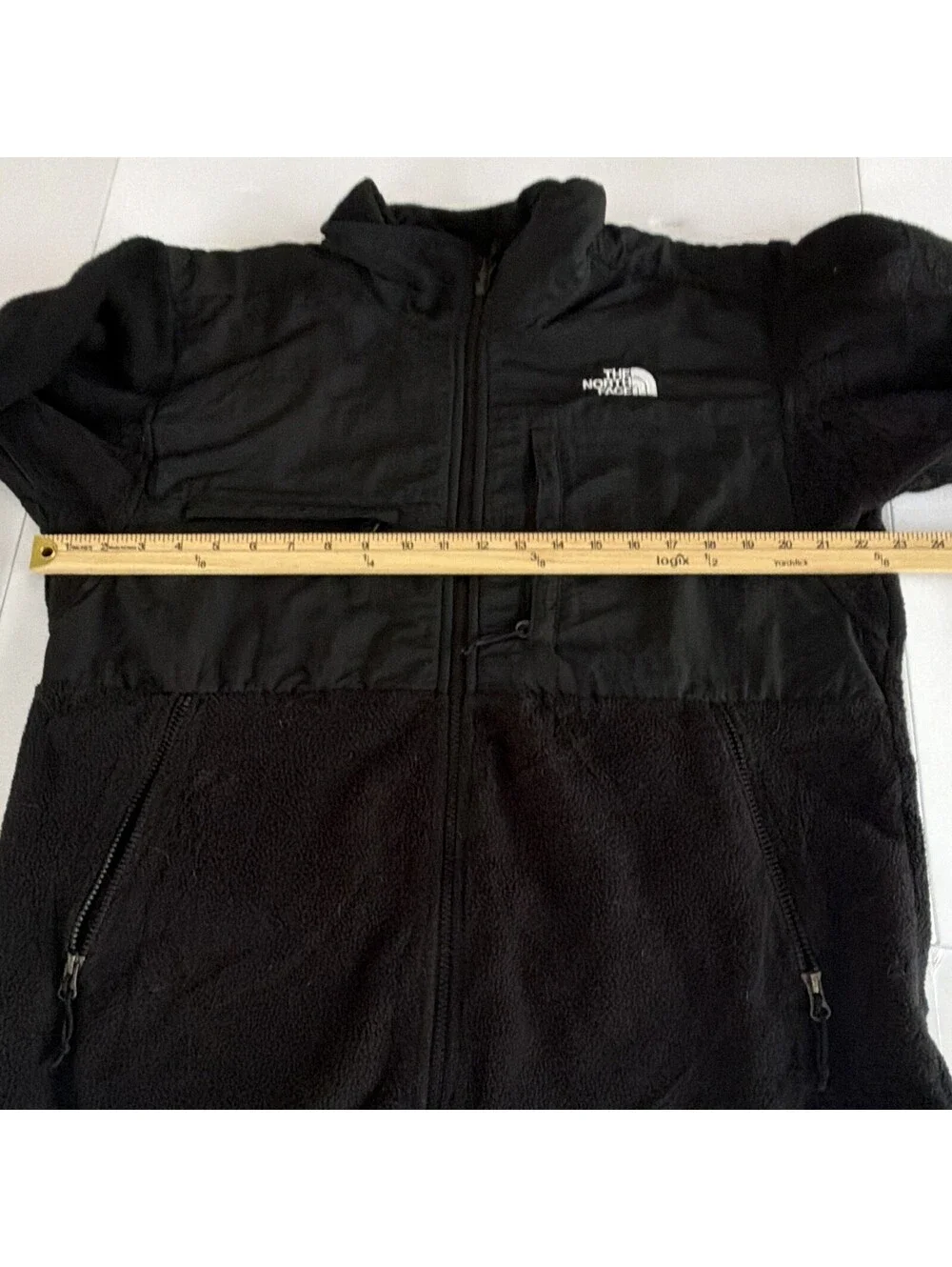 The North Face Men's Black Solid Full Zip Denali Jacket Size M